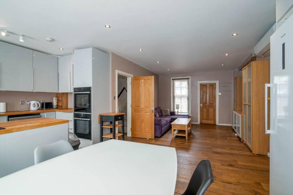 Luxury Apartment Located Near Marble Arch & Baker Street London Exterior photo